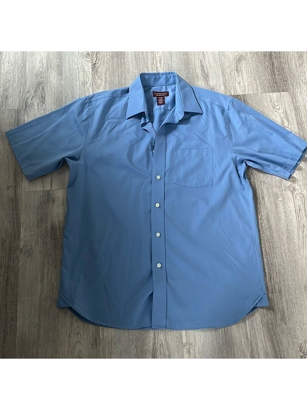 Covington short sleeve button up shirt Men’s M